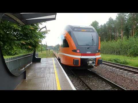 Stadler Flirt DMU 2320 + 2238 at Keeni Station