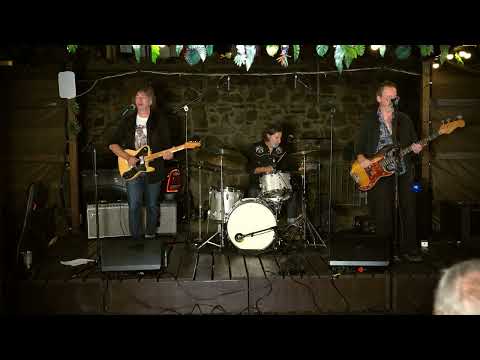 Lost Leaders - Miracle Mile (Peak Beach Session)