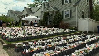 Hackensack teacher provides groceries to families in need