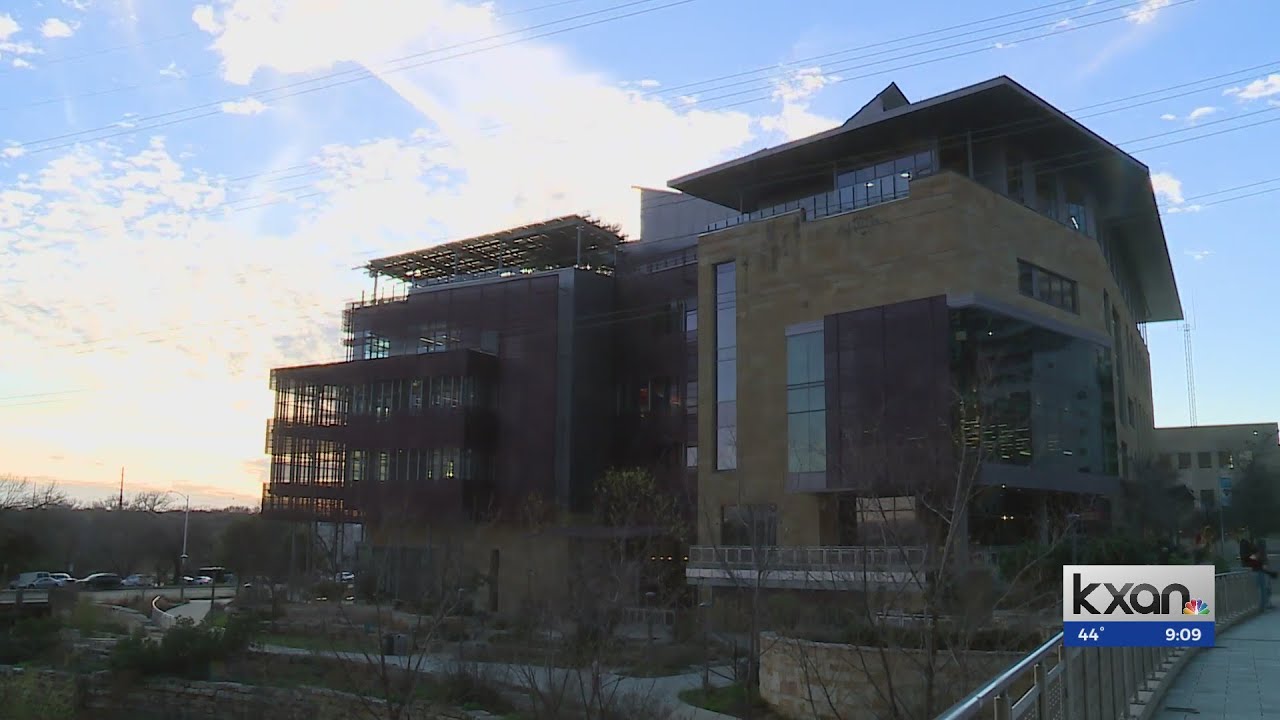 Austin Library wins Library of Excellence award