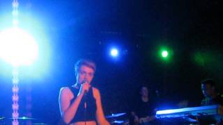 Chloe Howl...Girls And Boys live @ The Bodega,Nottingham.23/01/14.