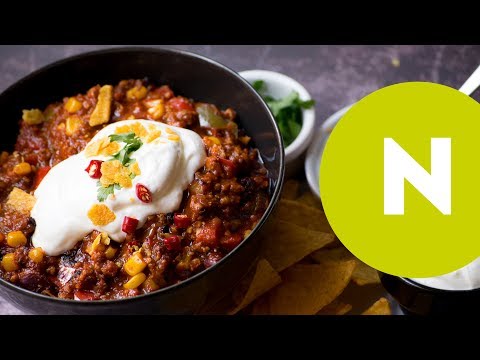 Videó: Chili Con Carne Főzés