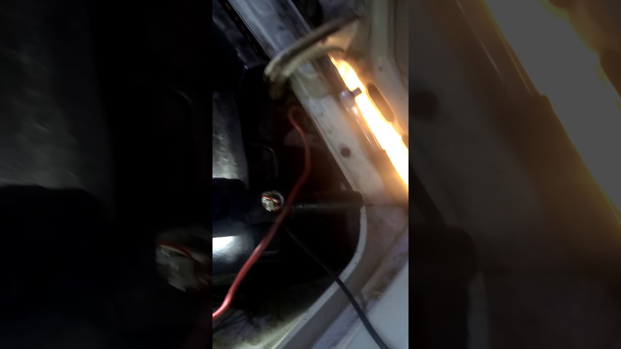 решение проблемы мерцание фар ваз 2106 или же на других автомобилях ...