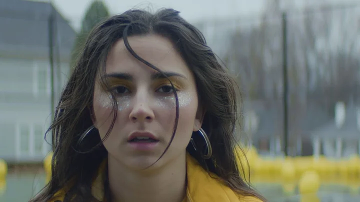 like i used to - Julia Knight  (OFFICIAL VIDEO)