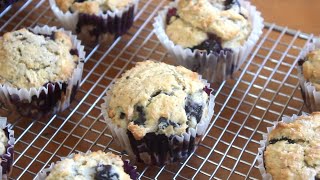 Blueberry Lemon Muffins // These muffins taste like from a bakery | SweetTreats