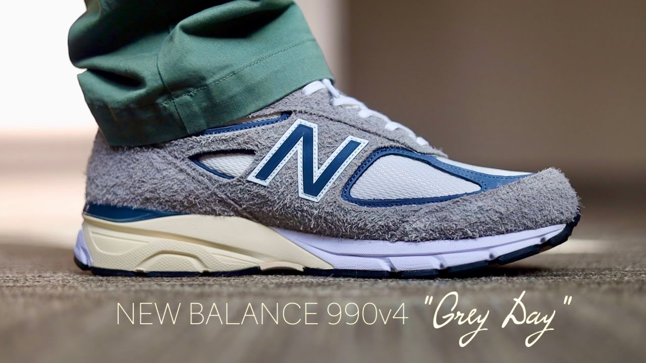 New Balance 990 V4 