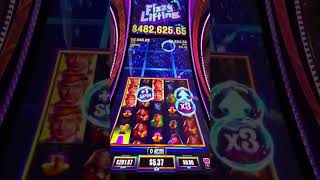 What do you think about the new Willy Wonka slot (hit 2 Bonus Features)