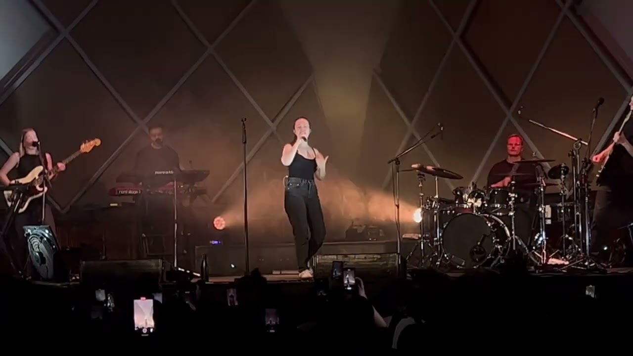 Burning Bridges - Sigrid, São Paulo 23/05/2024