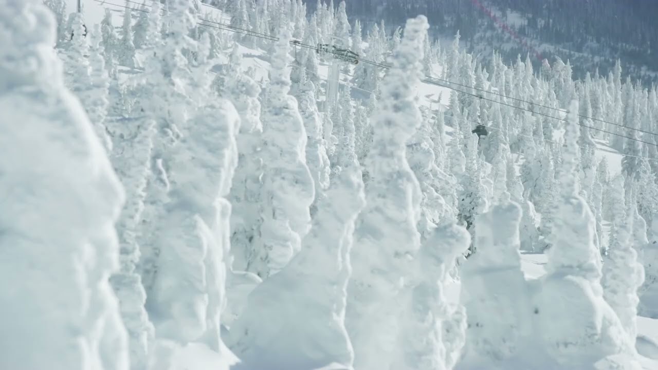RED - CU Snow ghosts with people on t-bar