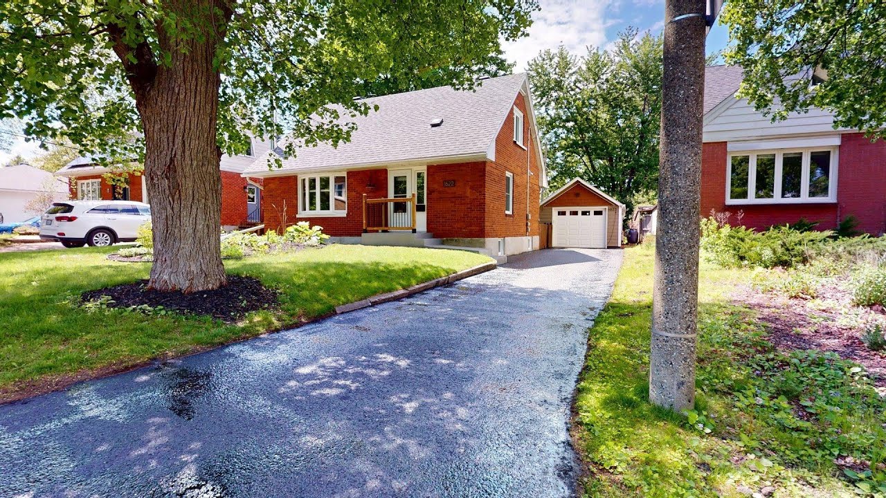 1622 Drake Ave. Ottawa