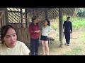 &Aacute;nh is trying to win over Hang's mother, and Hang has found out about it.