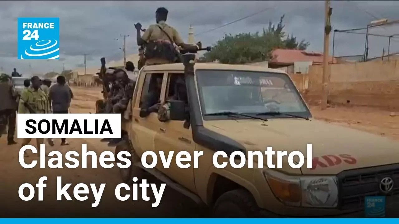 Somali army repels troups loyal to ousted leader and Islamist insurgents • FRANCE 24 English