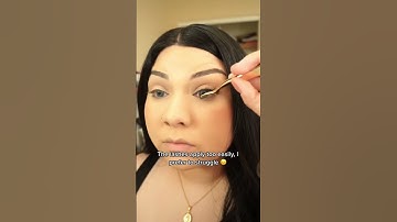 Trying viral lashes.. #volashes #lashhacks #lashes #lashtutorial #diylashes