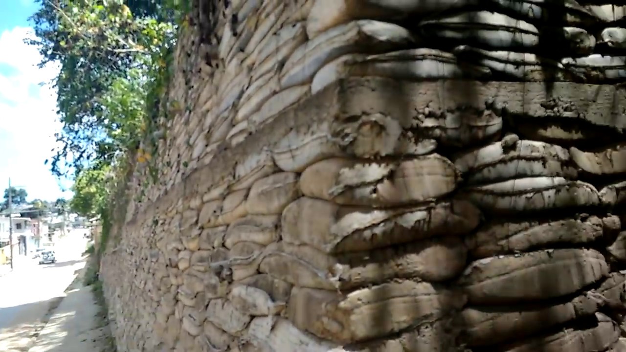 ConstruPedras - Muro de contenção em pedra argamassada