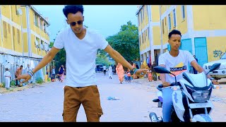 MASLAX MIDEEYE WAAN DABAAL DAGAYAA BEST VIDEO 2020. Resimi