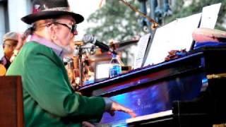 Dr. John at The Square 2010-10-06 I'M A ROOSTER