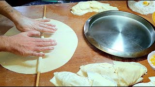 Baklava Tarifi ✅ Ustasından Gerçek Antep Baklavası Yapımı | El Açması Fıstıklı Baklava Tarifi