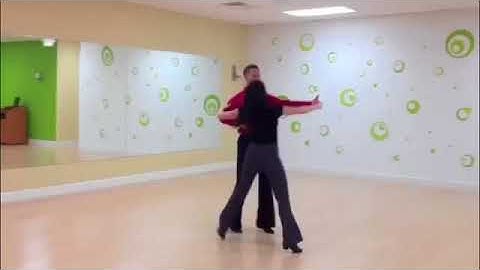 Waltz Turning Twinkles with Head Loops