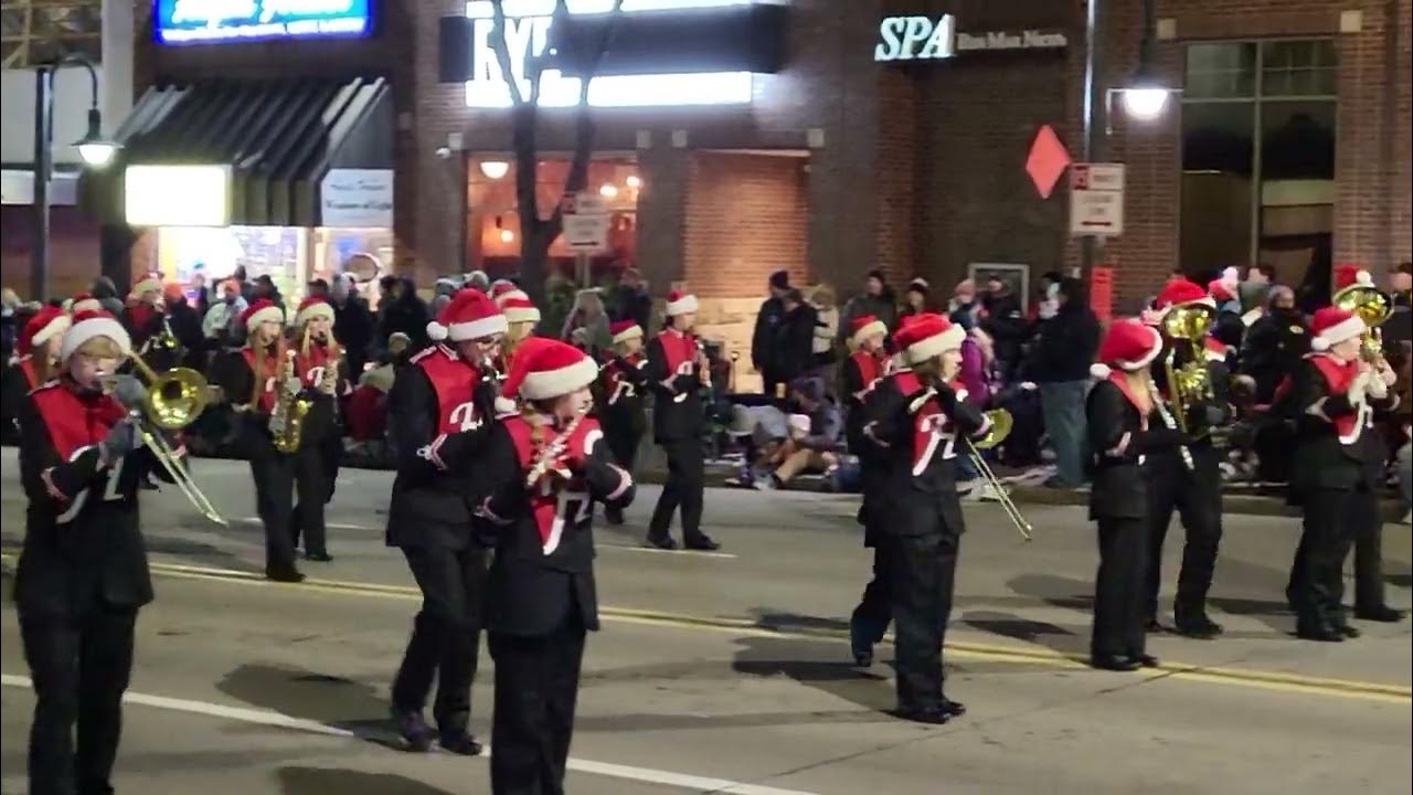 Hortonville High School Marching Band 2022 Appleton Christmas Parade 🎄