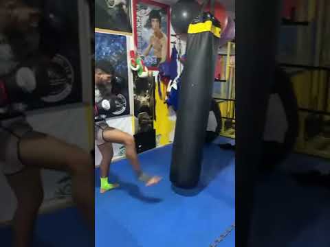قاتل او مت و انت تحاول