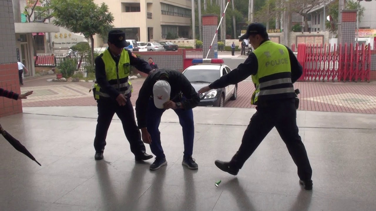 106.03.03台南市東區勝利國小外人入侵發生與處置演練影片