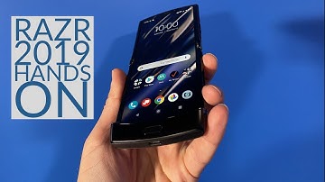 Crazy Cool: Motorola Razr 2019 Foldable Phone Hands On