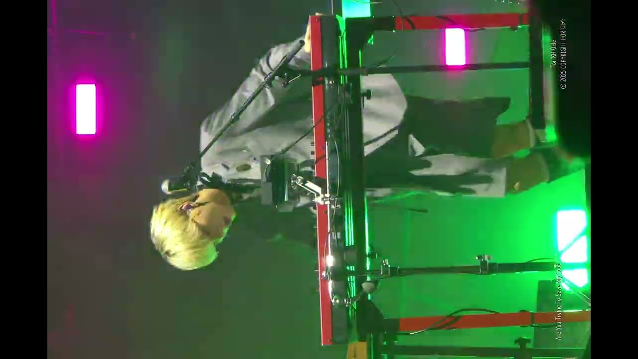 250502 Xdinary hereos - Bicycle (O.de focus)