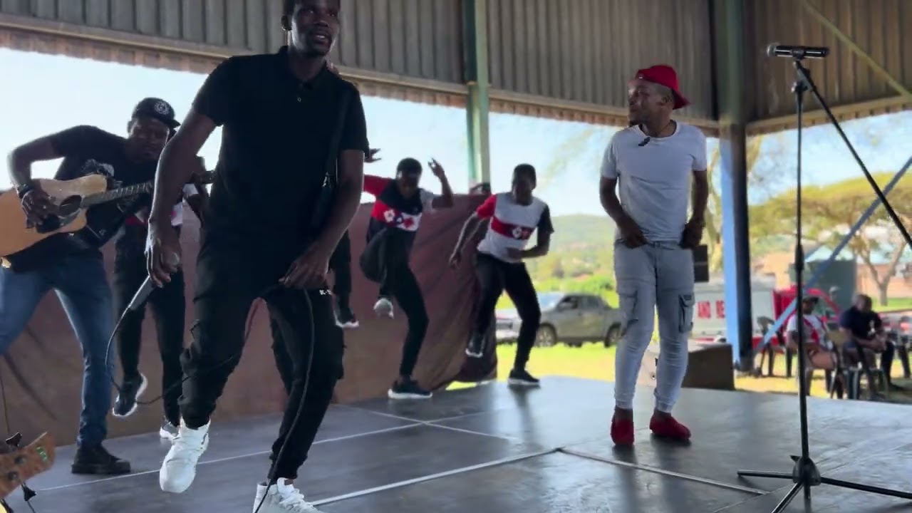 Amalanga Awefani (Live Performance)