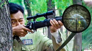 The Japanese army hunted soldiers, but angered top sniper, scared them off with headshots!