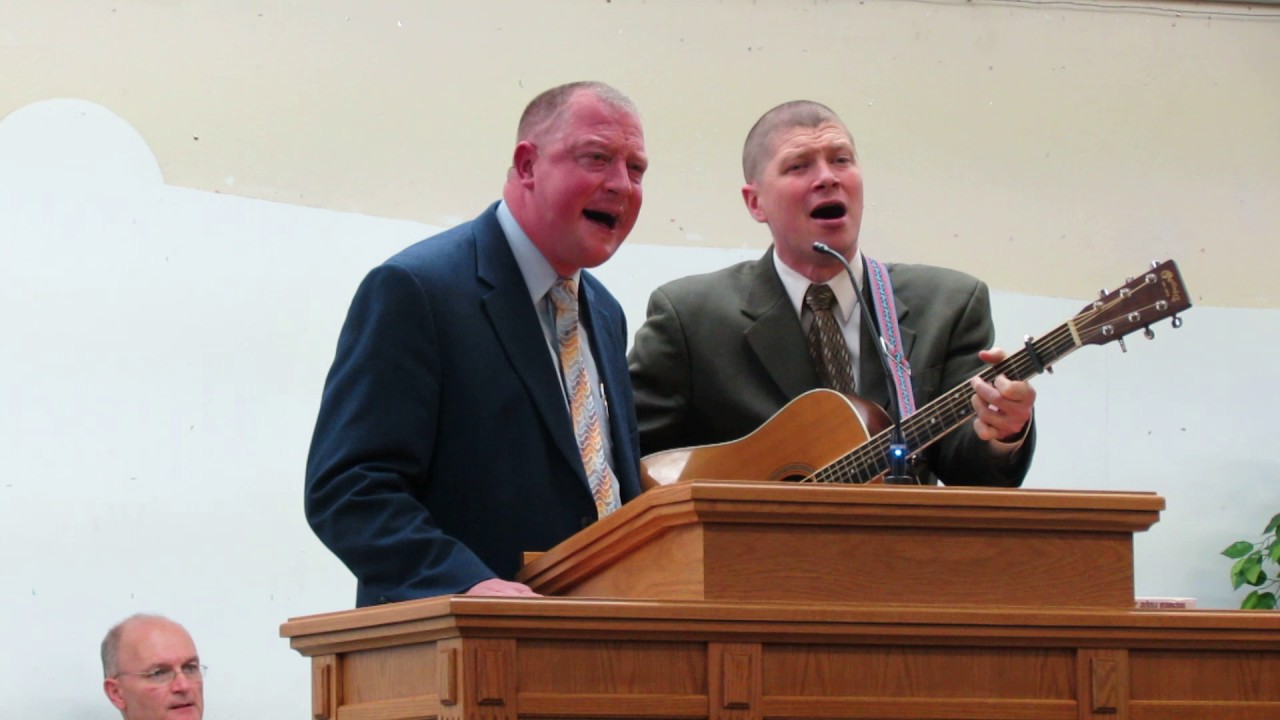 The Lindsey Brothers - A Speck Of Dirt