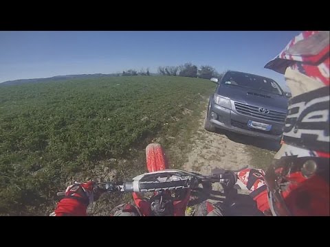 Motocross VS Angry Forestal Police - UNCUT