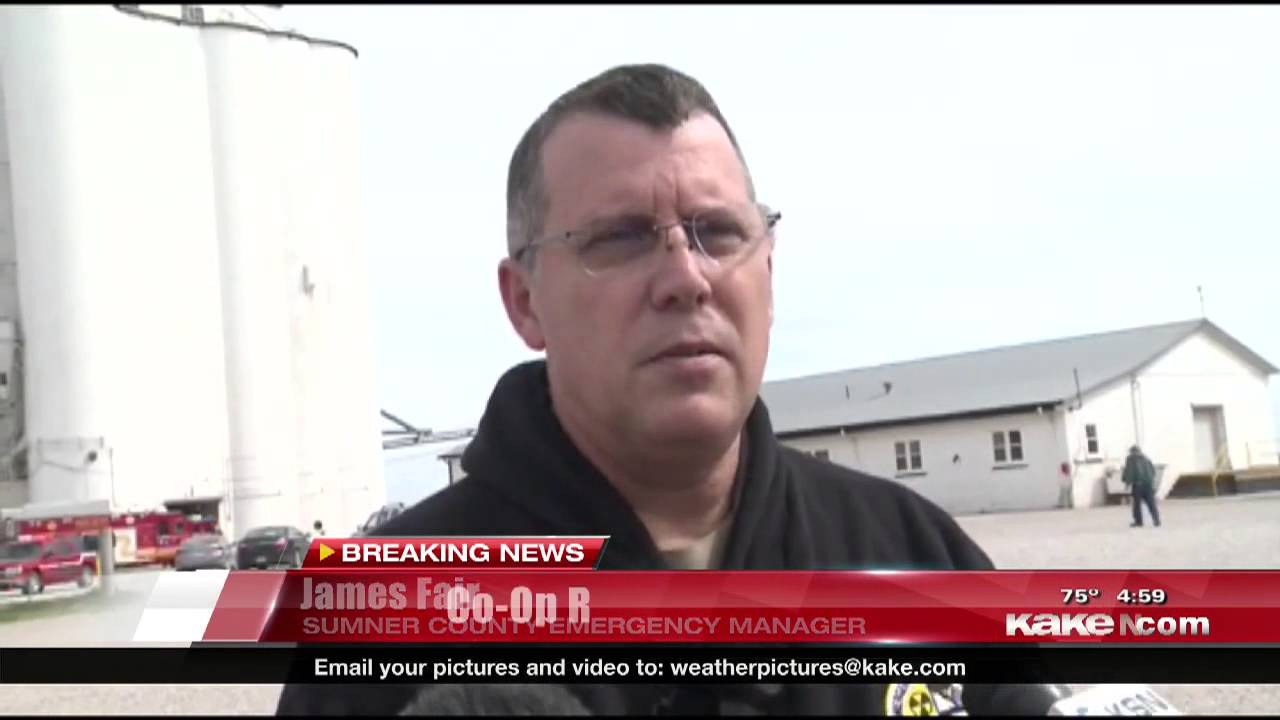 Fire fighters work to rescue worker trapped in grain elevator - YouTube