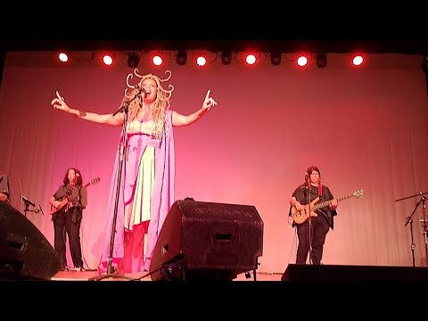 ro araujo @ sesc são joão de meriti: nesse som (abertura do show)