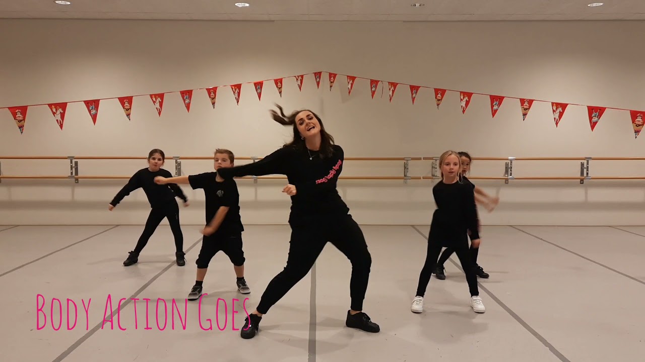 Bounce links rechts, samen met Body Action Goes