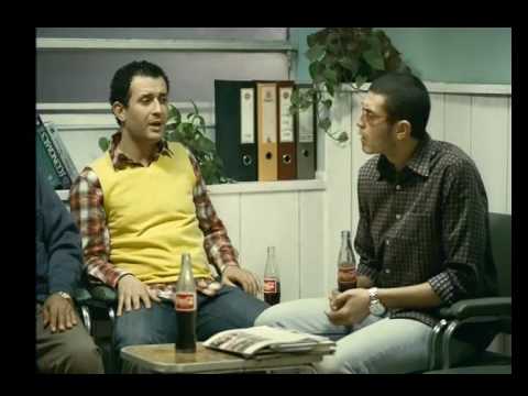 الفتايين بيشجعوا مصر و احنا معاهم