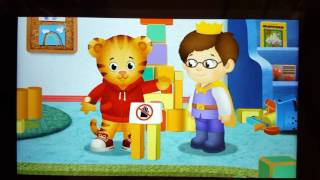 Stop And Go To The Potty- Daniel Tiger