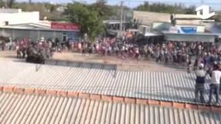 Cảnh sát cơ động đối đầu với người dân Bình Thuận