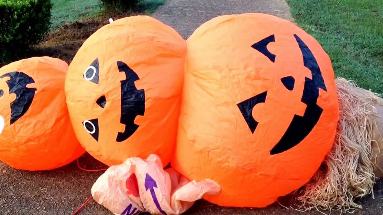 Inflatable pumpkin stack