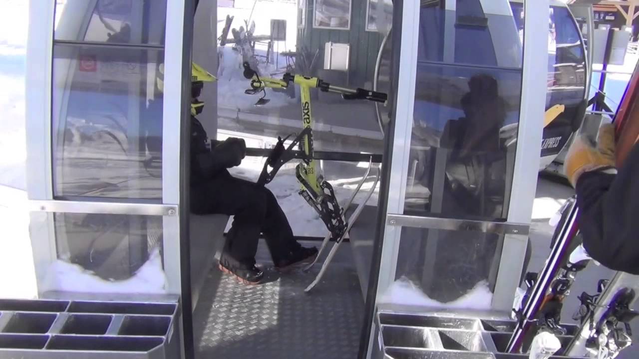 Load and unload Chairlift and Gondola.