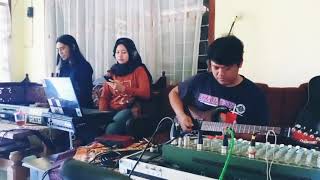 Hadirmu Bagai Mimpi - HEDITA PUTRI ( cover ) pa 600 Triaz 2018