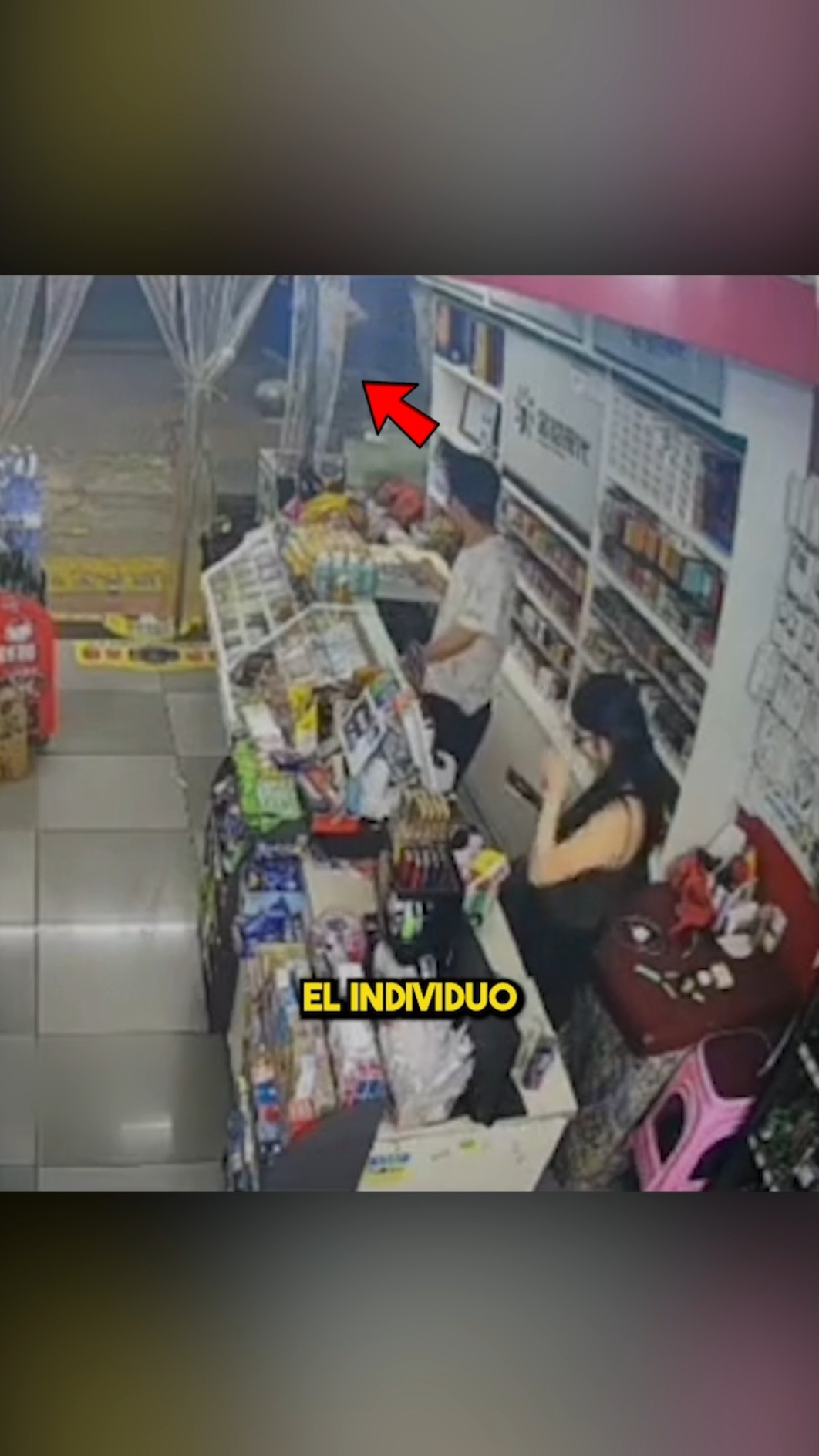 ¿Héroe inesperado? ¡Así la ayudó! ??