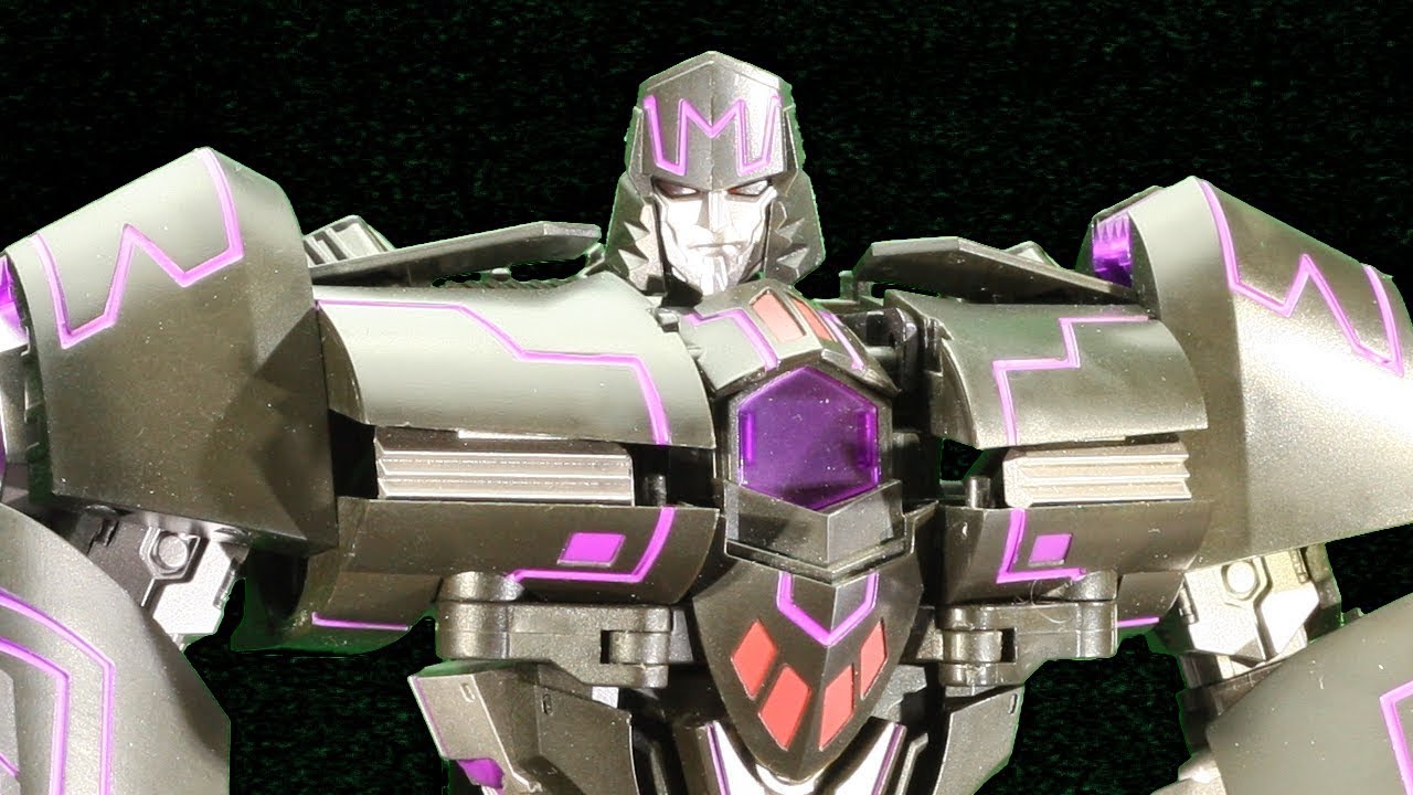 Generation Toy GT-02 Tyrant Stop Motion Transform - YouTube