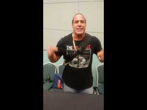 El Mesías manda saludos a los fans de Planeta Wrestling