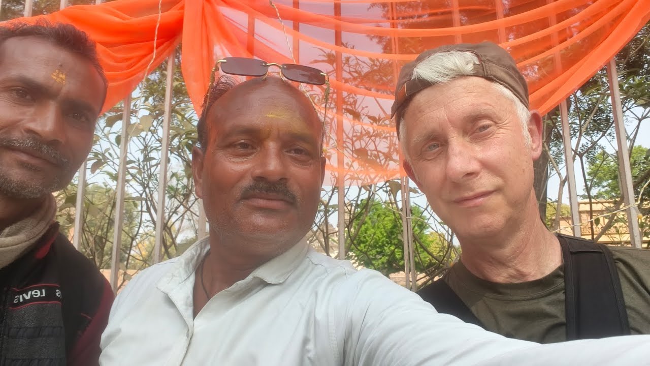 विश्व पर्यटक स्थल खजुराहो में देखिए मातंगेश्वर मंदिर पत्थर की चंदेली कालीन मंदिर देखिए खास रिपोर्ट 