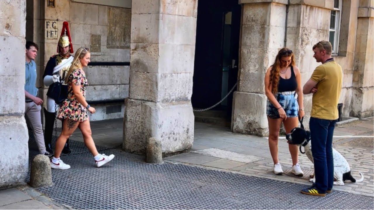 On Duty Guard’s Visited By Off Duty Guard’s!