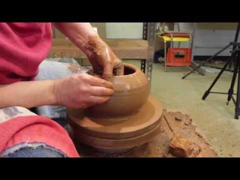 Wheel Throwing the Bowl - How to Make a Pottery Casserole Dish- Part 1