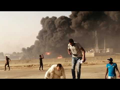 حريق هاااااائل علي الطريق الدائري ناحية معسكر مبارك