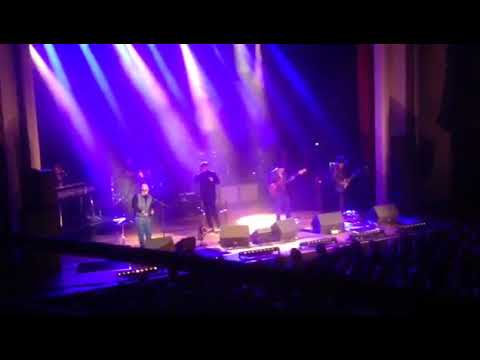 Madness Never ask twice aka Airplane live de Roma Antwerpen 10 11 2017