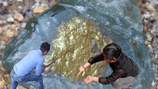 Treasure hunt metal detectors have a bumper harvest in the mountains