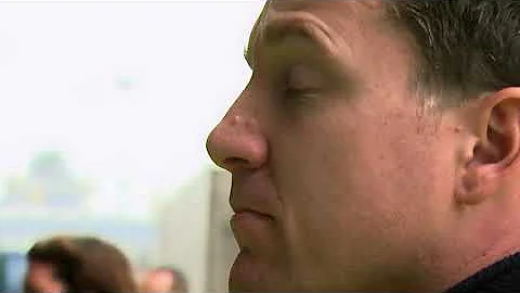 Customs (Nothing to Declare UK) S01E03 - Career Carrier (2KHD)